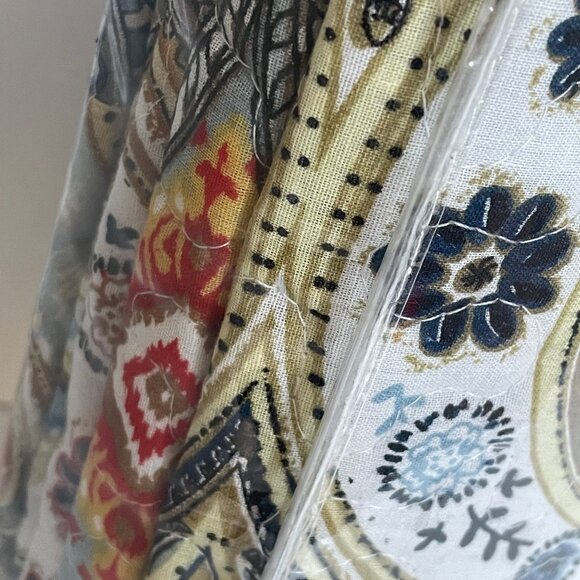 Hand-Sewn Genoa Paisley Twin Quilt 68x86 Cotton Reversible Bedspread Courtpointe - Picture 6 of 9